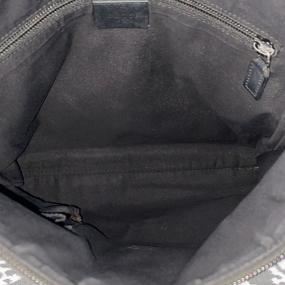 Gucci GG Black Canvas Messenger/Crossbody Bag with Dust Bag - Picture 7 of 13